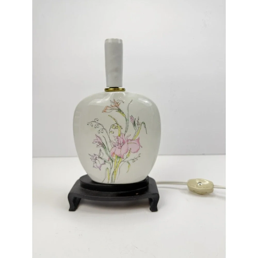 Vintage Murray Feiss Signed Porcelain‎ Table Lamp Iris, Flowers